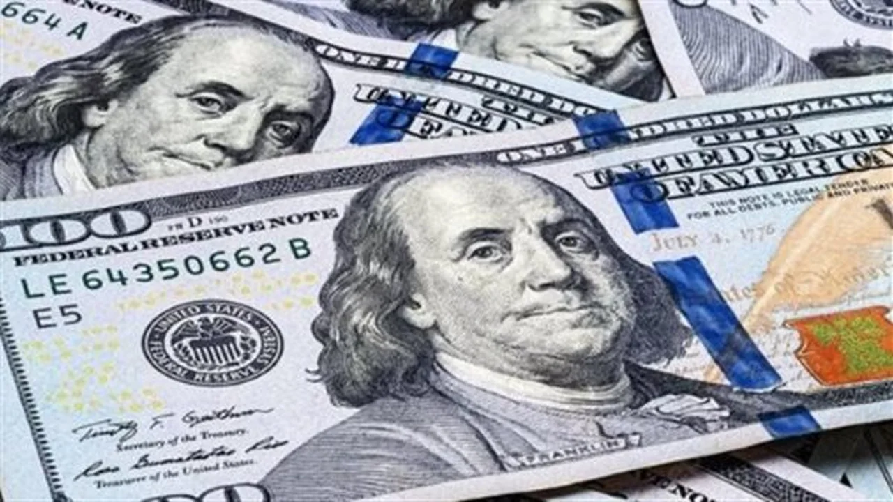 تحركات مفاجئة.. سعر الدولار في بنكي التجاري الدولي والإسكندرية بمستهل التعاملات